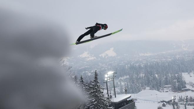 Wintersport: Karl Geiger steckt derzeit in der Krise.