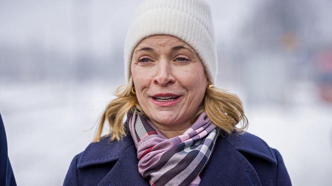 Bahnverkehr: Nach zahlreichen Zugausfällen und Verspätungen läuft der Fernverkehr der Bahn langsam wieder an.