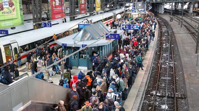 Winterwetter: Es bleibt kalt im Norden - Montag droht Glatteisgefahr