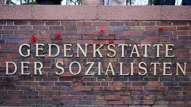 Kommunistenführer: An der Gedenkstätte der Sozialisten am Zentralfriedhof Berlin-Friedrichsfelde wird traditionell an die Ermordung Rosa Luxemburg und Karl Liebknecht erinnert.