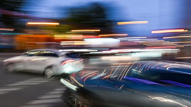 Kampf gegen Raserei: Rasereien auf Berlins Straßen sorgen weiterhin für viele Verfahren bei der Justiz. (Symbolbild)