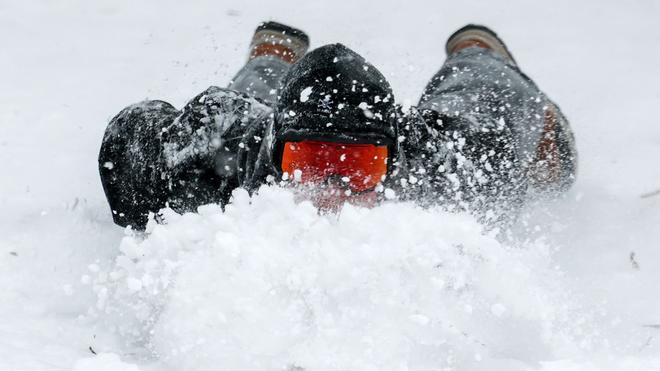 Winterwetter: Nach dem Winterspaß im Park steht für die Kinder und Jugendlichen am Montag wieder Schule auf dem Plan.