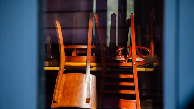 Gastronomie: Wenn Gaststätten grob gegen die Hygienevorschriften verstoßen, können die Ämter eine Schließung anordnen. (Symbolbild)