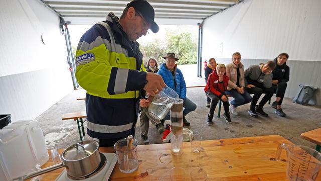 Nach Berliner Stromausfall: Zelten im Wohnzimmer - Ansturm auf Krisenkurse nach Blackout