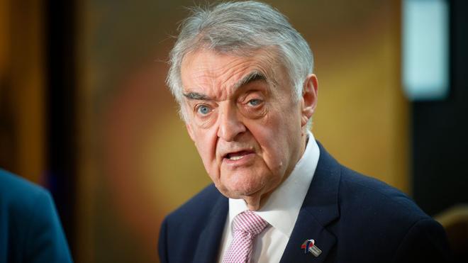 Nach Millionen-Coup: «Kann natürlich alles Zufall sein», sagt NRW-Innenminister Herbert Reul (CDU) zu möglichen Insider-Informationen der Täter. (Archivbild)