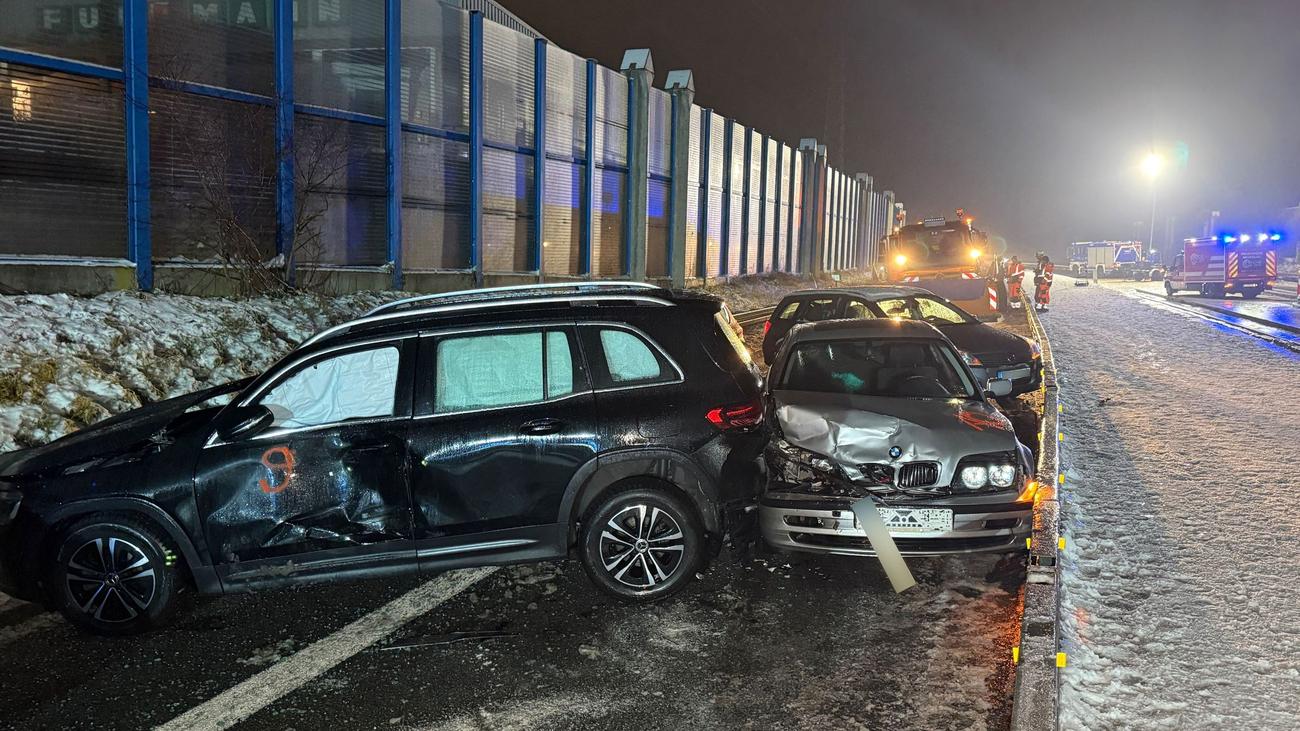 Winterwetter: Massenkarambolage mit 13 Verletzten in Oberfranken