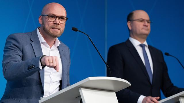 Zoff in der Bayern-Koalition: Staatsregierung streitet lautstark über Microsoft-Vertrag