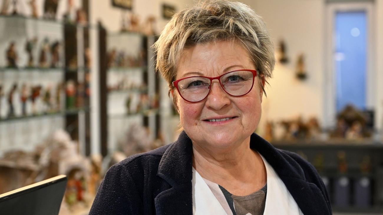 Arbeiten im Rentenalter: Trotz Rentenalter: Sie steuert Betrieb durch alle Krisen