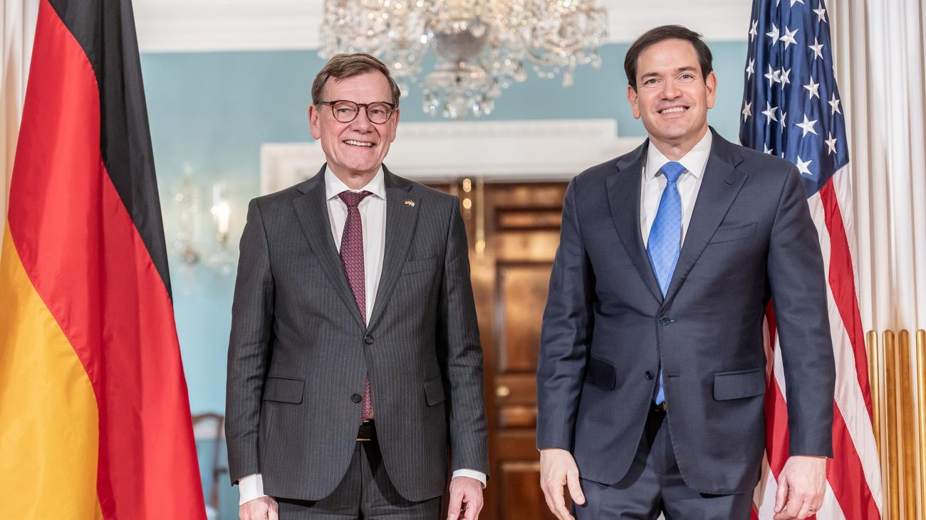 Diskussion um Arktisinsel: Deutschland und Nato werben für Lösung im Grönland-Konflikt