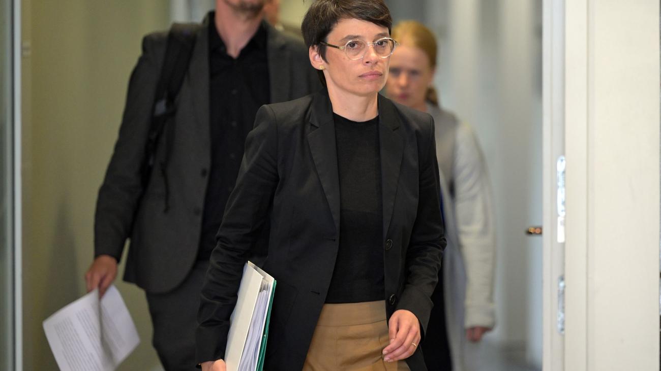 Untersuchungsausschuss: Ministerin Paul soll im März in Solingen-Ausschuss aussagen