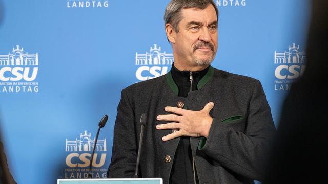 CSU-Fraktionsklausur: Söder will Hymnenpflicht bei Schulabschlüssen
