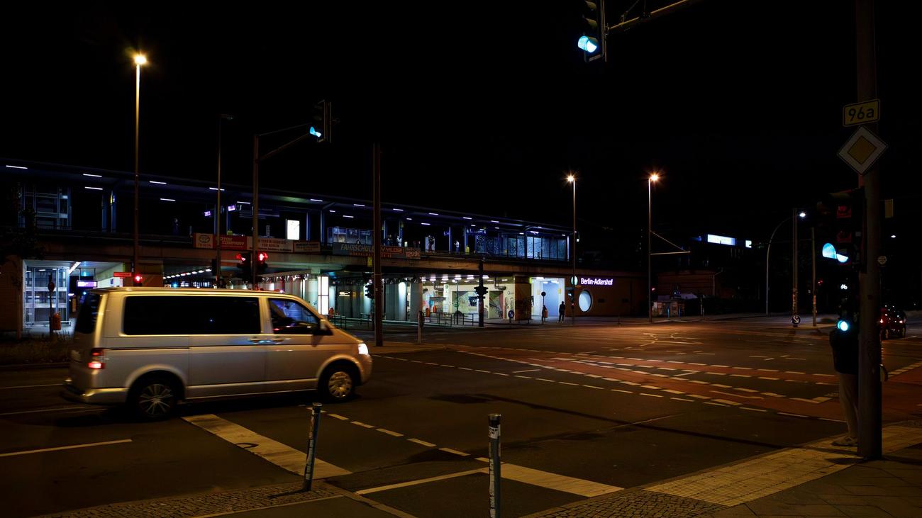 Linksextremistischer Anschlag: Stromnetz-Anschlag: Grüne wollen Fokus nicht auf Täter legen