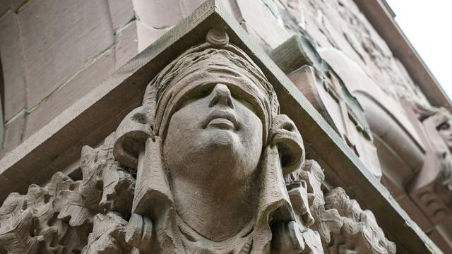 Plötzlicher Tod: Mann stirbt vor Haftbefehl im Amtsgericht Oldenburg