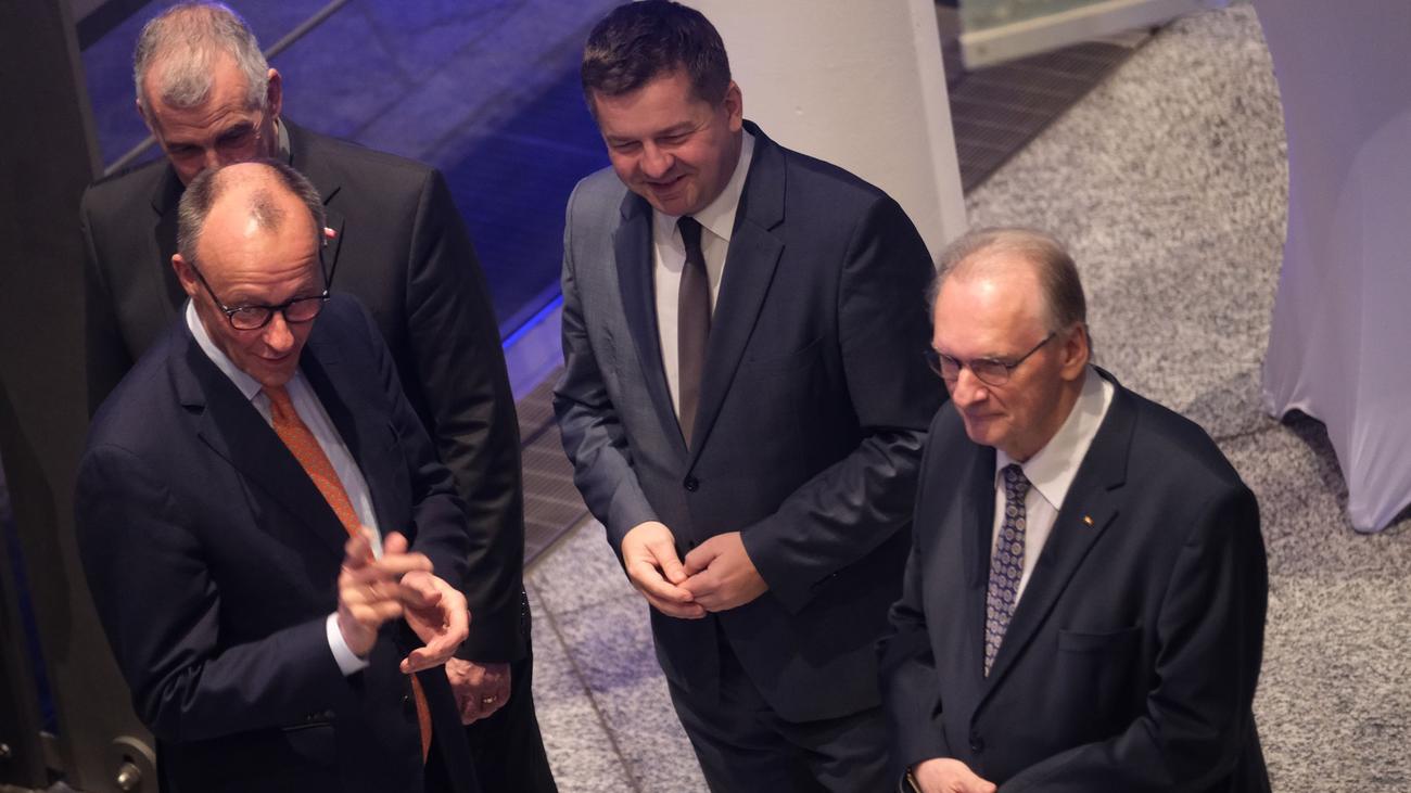 Neuer Ministerpräsident: Merz zu Haseloff: "Du wirst mir fehlen"