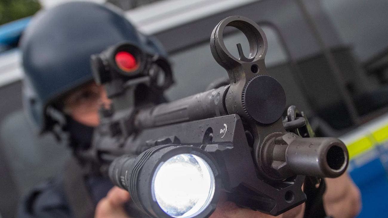 90 Schuss für Maschinengewehr: Mysteriöse Umstände: Verlorene Polizeimunition aufgetaucht