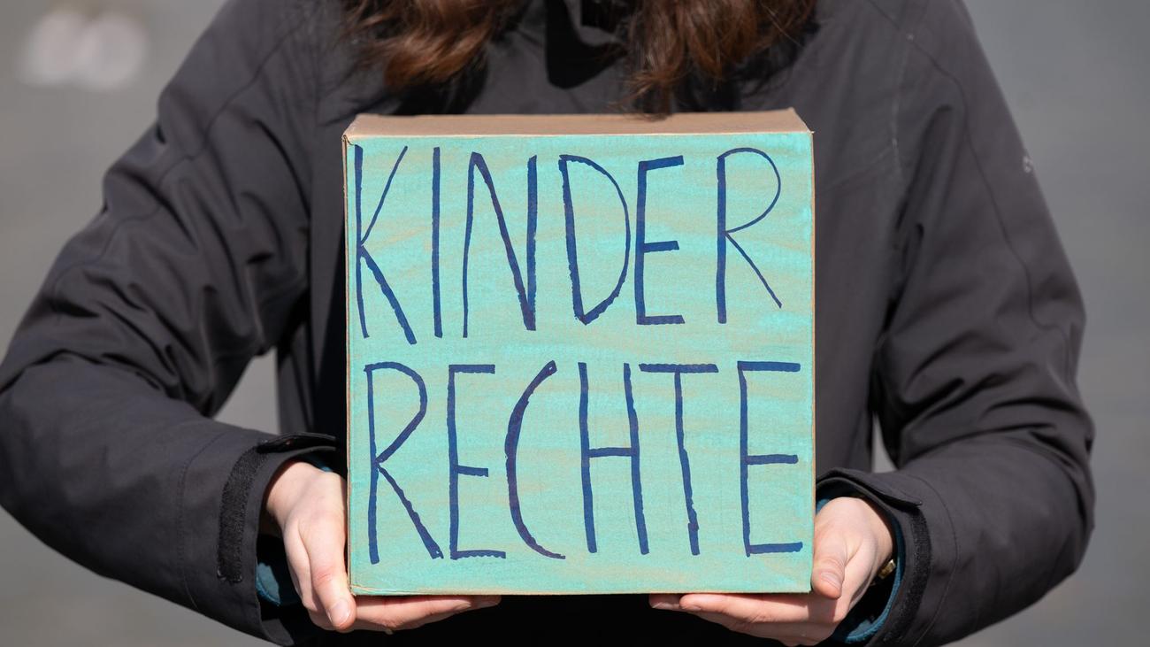 Kinder- und Jugendhilfe: Ombudsstelle hilft immer mehr Jugendlichen bei Konflikten