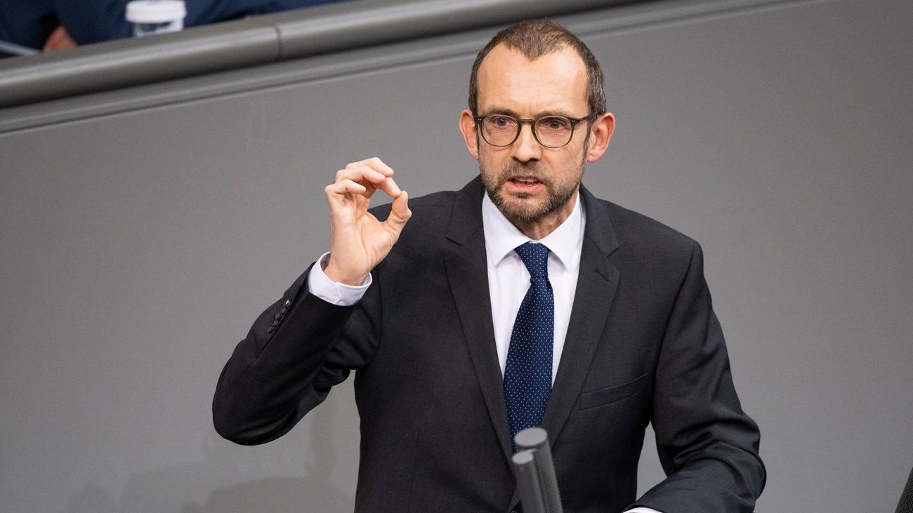 Fallschirmjäger: Röwekamp: Vorfälle in Zweibrücken erschweren Rekrutierung