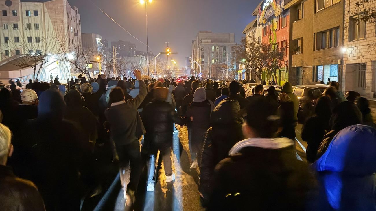 Proteste im Iran: Trump droht Iran erneut mit hartem Eingreifen der USA