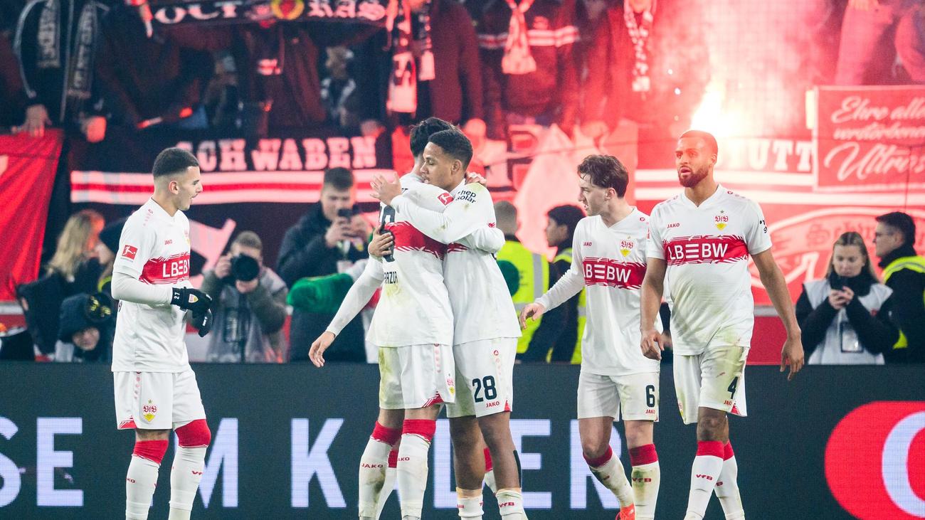 Fußball-Bundesliga: "Überragend": VfB feiert seinen Traumstart ins neue Jahr