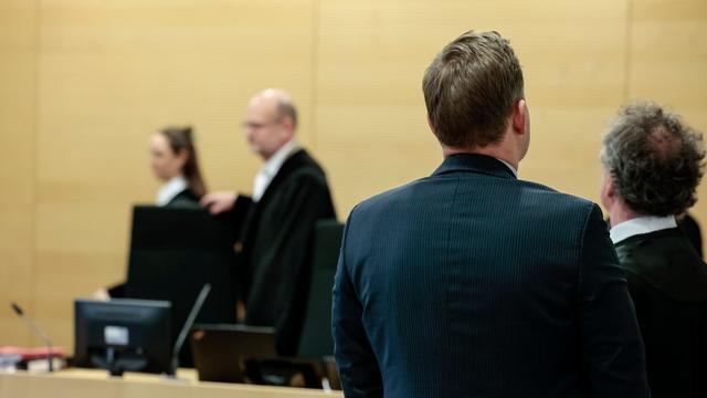 Übergriffe gegen Kollegin: Urteil gegen Richter wegen Belästigung wird geprüft