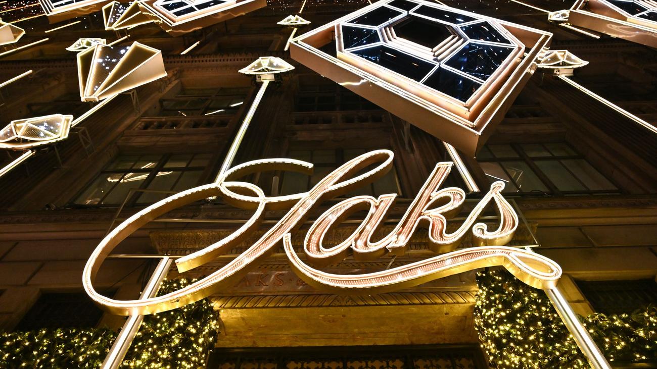 Geschäft mit Luxusgütern: US-Luxus-Warenhauskonzern Saks Global meldet Insolvenz an