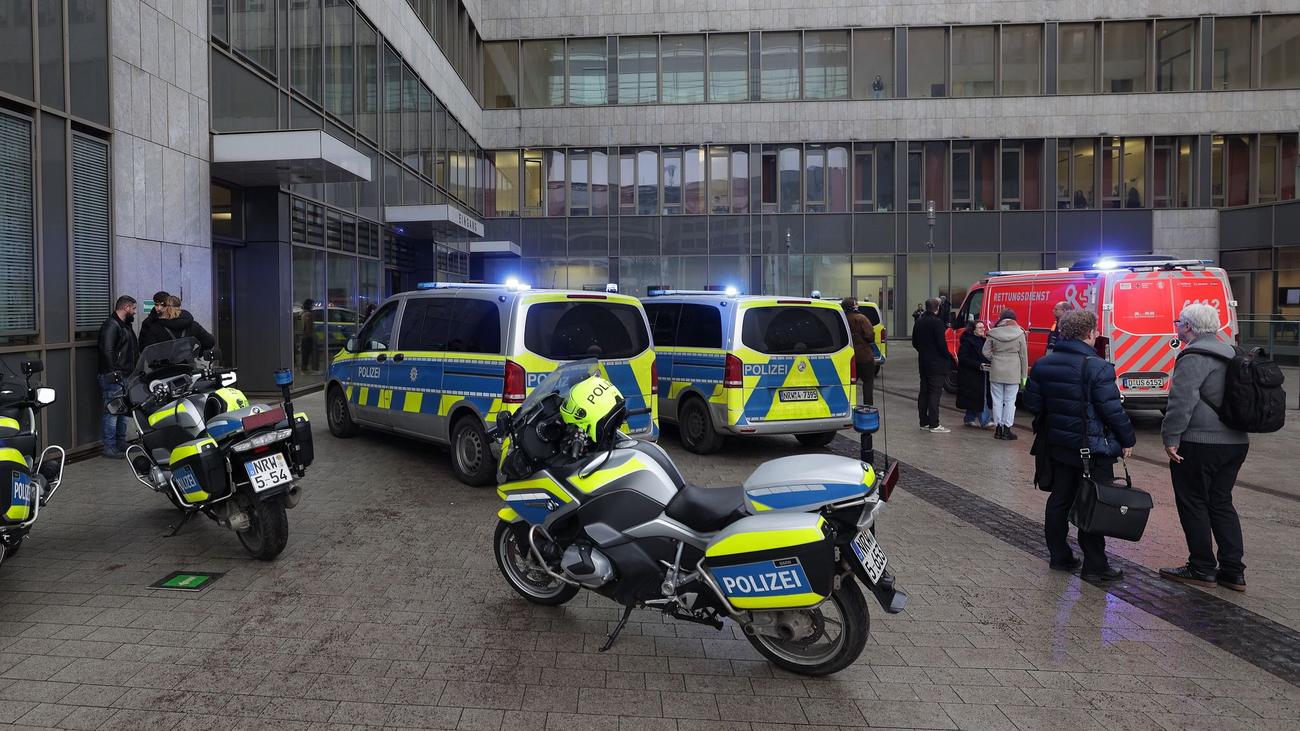 Justiz: Verletzte bei Massenschlägerei in Düsseldorfer Gerichtsflur