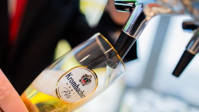 Biermarkt unter Druck: Krombacher hält mit Alkoholfrei-Varianten Bierabsatz stabil