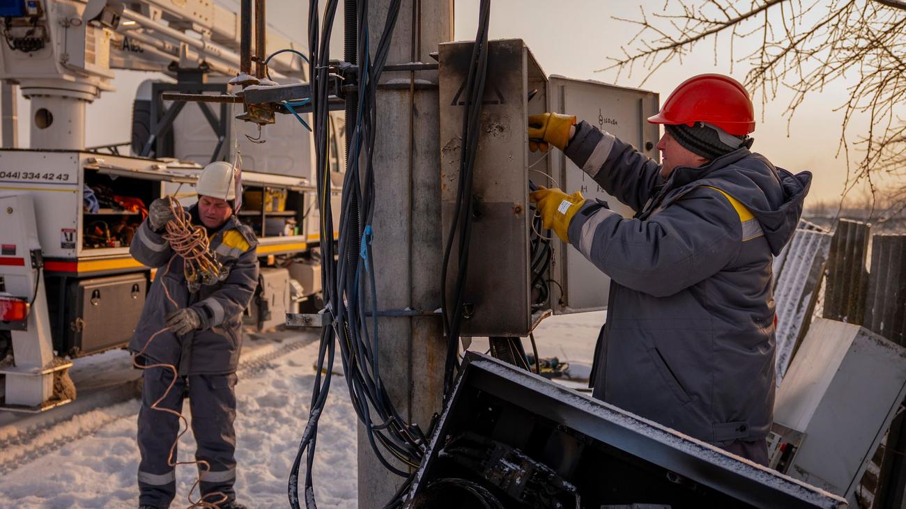 Die Lage im Überblick: Selenskyj kritisiert Klitschko wegen Notlage in Kiew scharf
