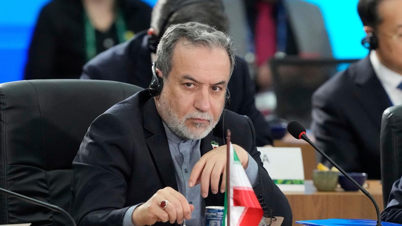 Nach Massenprotesten im Iran: USA raten von Fahrten zu Militärstützpunkt in Katar ab