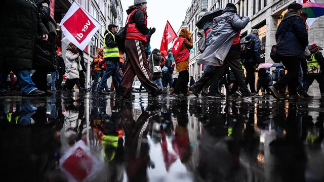 Tarifverhandlungen: Gewerkschaft ruft zu Warnstreiks an Schulen auf