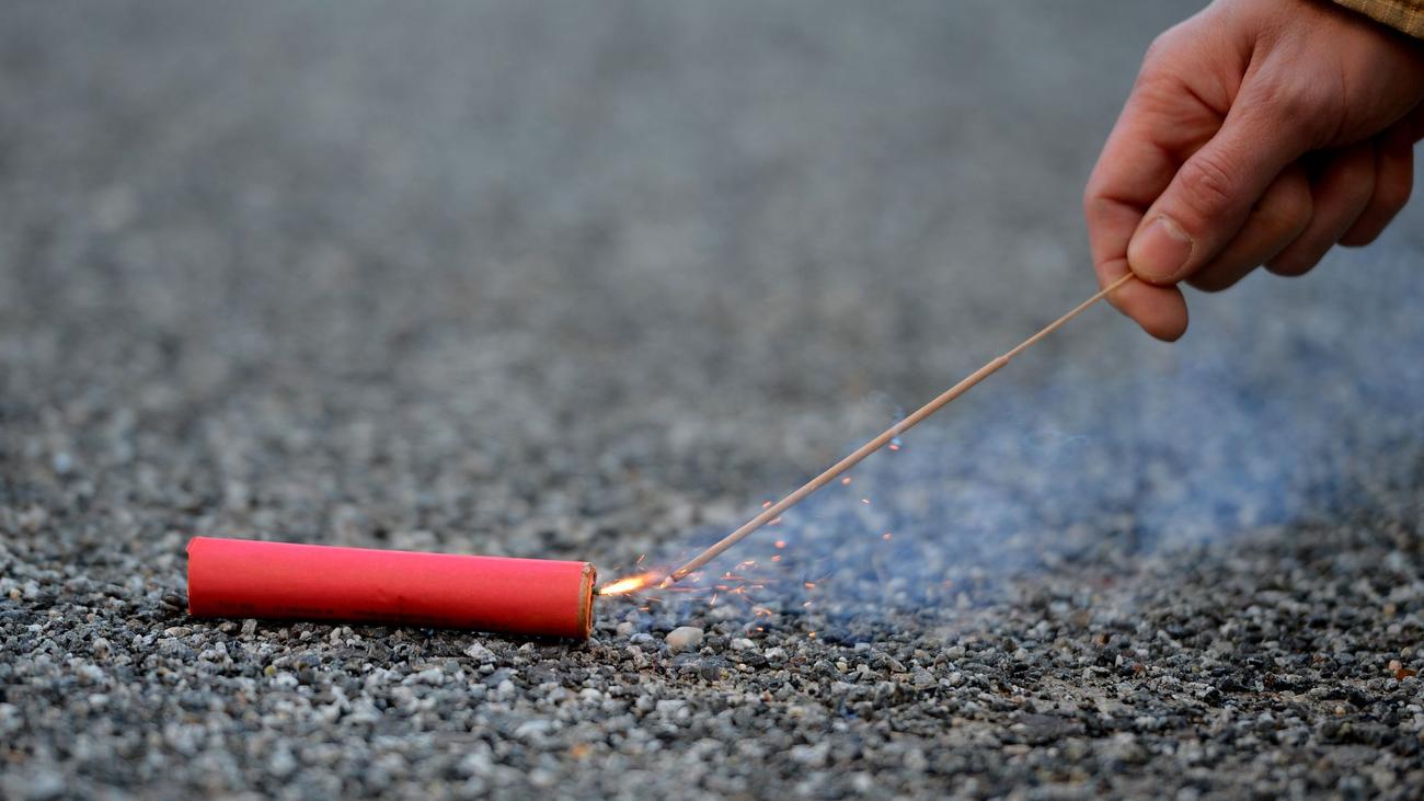 In Zetel: Jugendliche verletzen mit Böllern drei Menschen