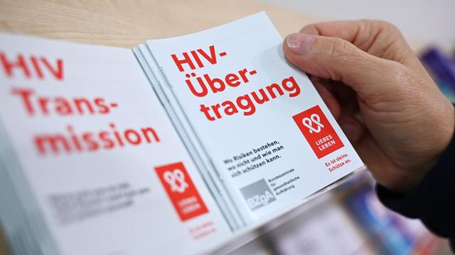 Aids: Ministerin: Jeder fünfte HIV-Infizierte weiß nichts davon
