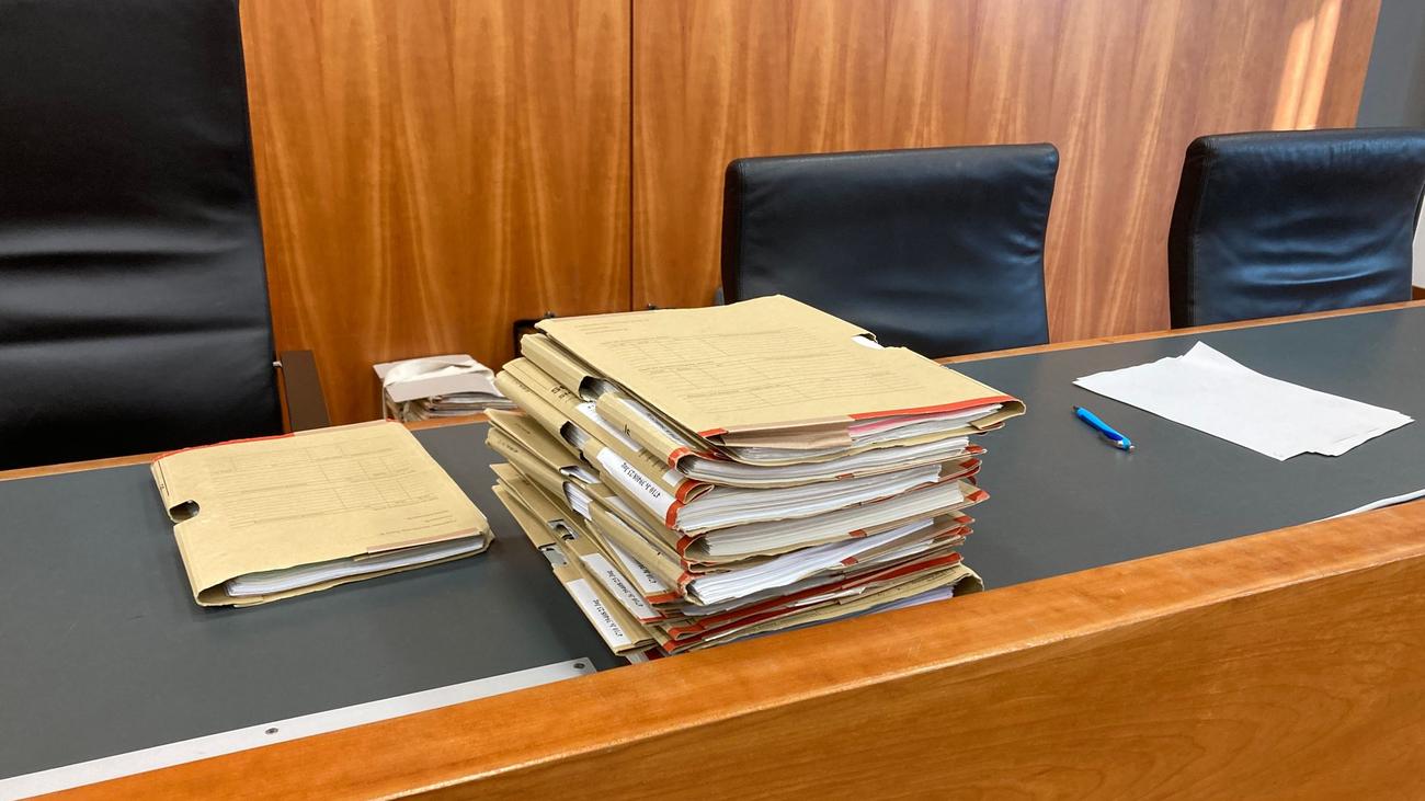 Schülerin erwürgt: Mord an 14-Jähriger – Landgericht Kassel verhandelt neu