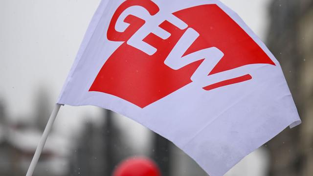 Aufruf an Lehrer: GEW ruft zu Warnstreiks an Schulen auf