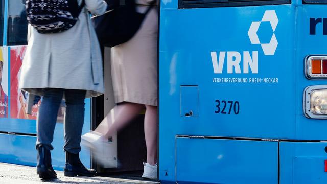 Fund: Mann findet verlorene wertvolle Bratsche in Stadtbahn