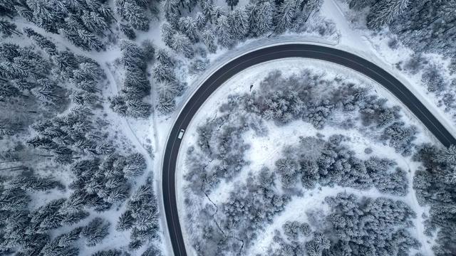 Wetter: Sonnige Wintertage mit Frost und Glätte in Sachsen