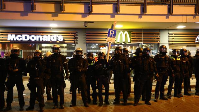 Demonstration: Pro-kurdische Demo: Polizisten durch Böller verletzt
