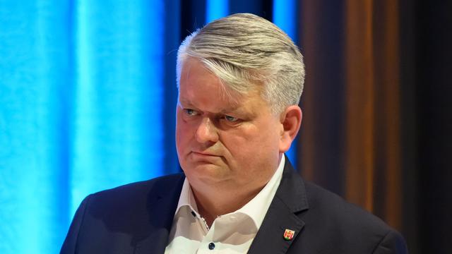 Umstrittenes Wahlplakat: Landtagsausschuss: Keine Immunität für AfD-Abgeordneten