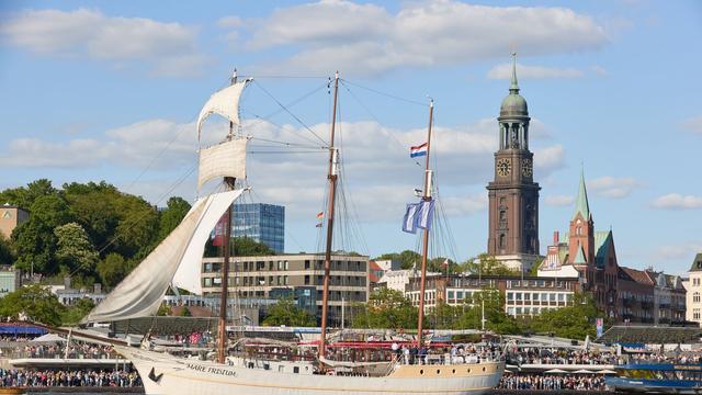 Party an der Elbe: Liverpool wird Länderpartner beim Hamburger Hafengeburtstag