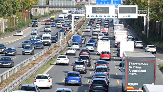 Verkehr: NRW weiter staugeplagt - Essen und Köln mit hoher Belastung