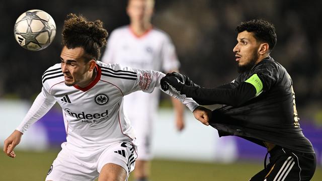 Champions League: K.o. in letzter Minute: Frankfurt scheidet in Baku aus