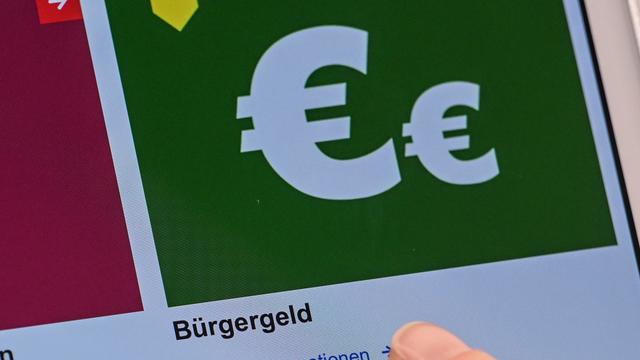 Sozialhilfe: Viele Erwerbstätige müssen mit Bürgergeld aufstocken