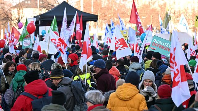 Tarifverhandlungen: Warnstreiks an Schulen: 