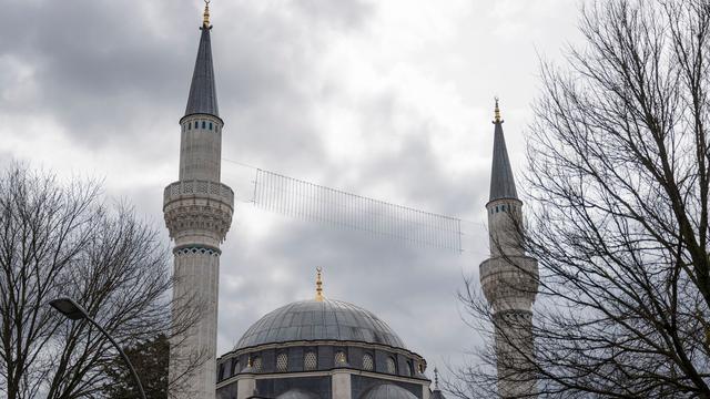 Polizeieinsatz: Beerdigung im Clan-Milieu führt zu größerem Polizeieinsatz