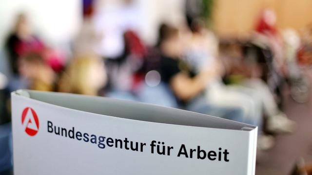 Auszahlung von Leistungen: Mehr Widersprüche und Klagen gegen Jobcenter-Entscheidungen