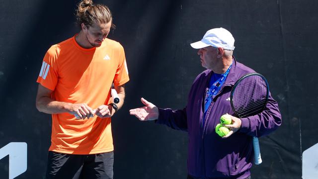 Australian Open: Nach Schrecksekunde: Zverev trainiert normal in Melbourne