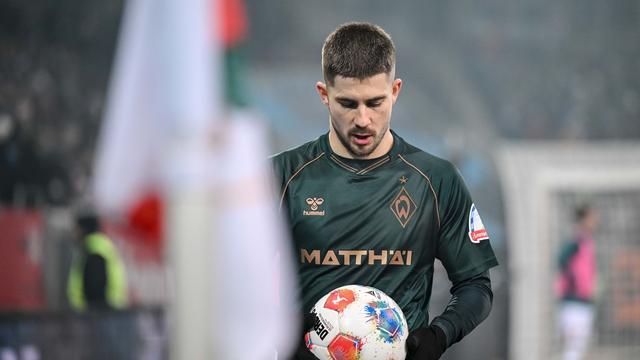 Fußball-Bundesliga: Werder-Trainer will Schmid-Verbleib: 