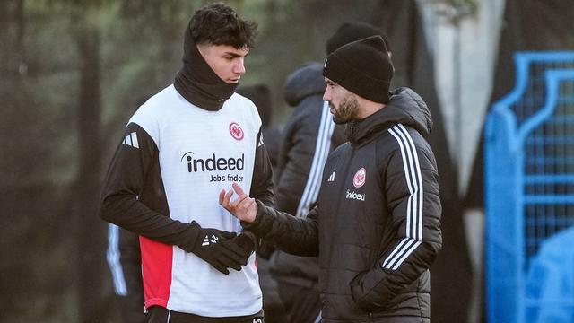 Fußball-Bundesliga: Eintracht-Coach: Alles reinhauen und nicht überdramatisieren
