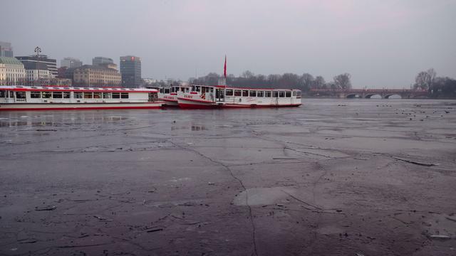 Winter in Norddeutschland: Ketten, Kufen, Schlitten - was braucht der Norden jetzt?