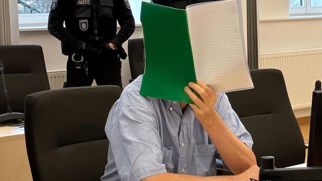Gerichtsverhandlung: Missbrauchsprozess: Lehrer bestreitet Vergewaltigungen